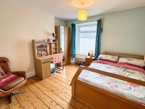 Photo 16- click for photo gallery